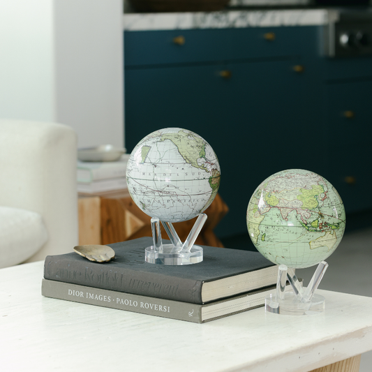アンティーク MOVA Globe:時を超えて輝く、上質なインテリアのアクセントに