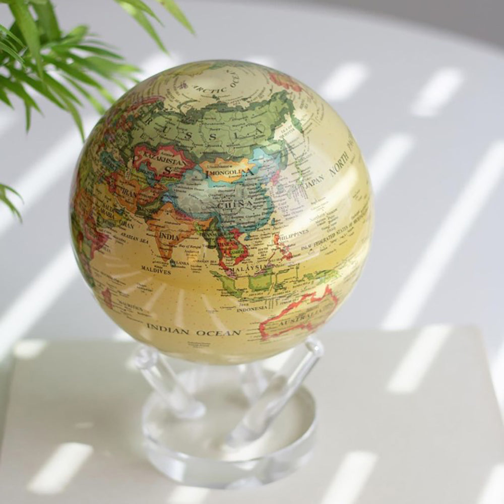 地球儀がつなぐコミュニティの輪--アーティストRon Miriello氏とのランチで見えた創造の未来